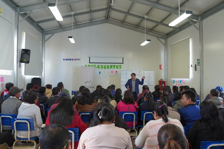Fortalecemos la educación en Aija con talleres innovadores para docentes de primaria 1 DSC05834