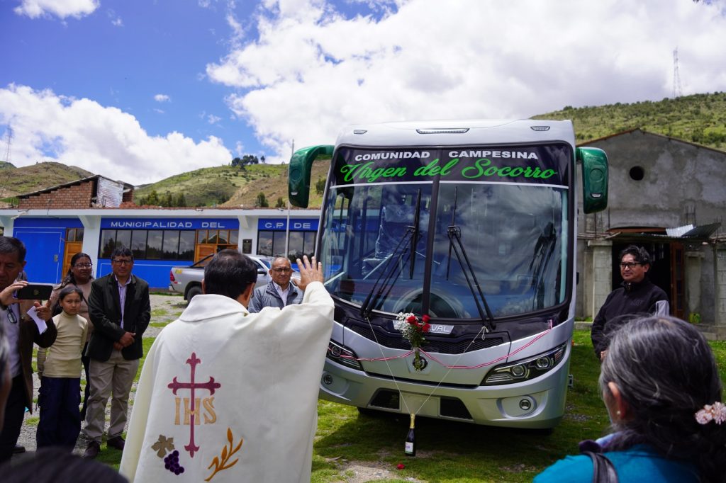 Contribuimos a la adquisición del nuevo bus de la CC. Virgen del Socorro 15 483604152 1086549153276483 1992837474863568708 n
