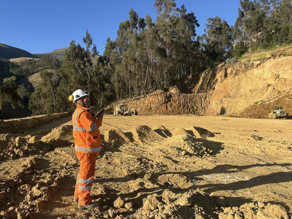 Nos aliamos para la construcción del Estadio Municipal de Aija 2 516623405_1171423151455749_6260402147429805878_n