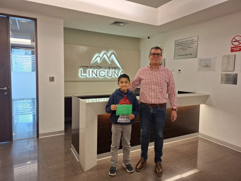 Celebramos el triunfo de Liam, medalla de oro en concurso de matemáticas en Canadá 29 540899775 1214814800449917 1610067057834289261 n