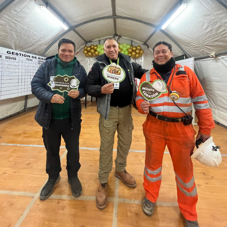 Lincuna reconoce el aporte estratégico de sus ingenieros de minas al desarrollo sostenible del país 3 Diseño sin título (9)