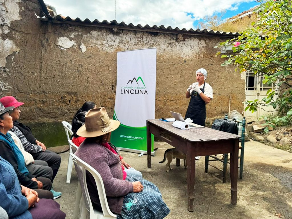 Lincuna promueve hábitos saludables en sus comunidades 3 Mesa de trabajo 3MONITOREO